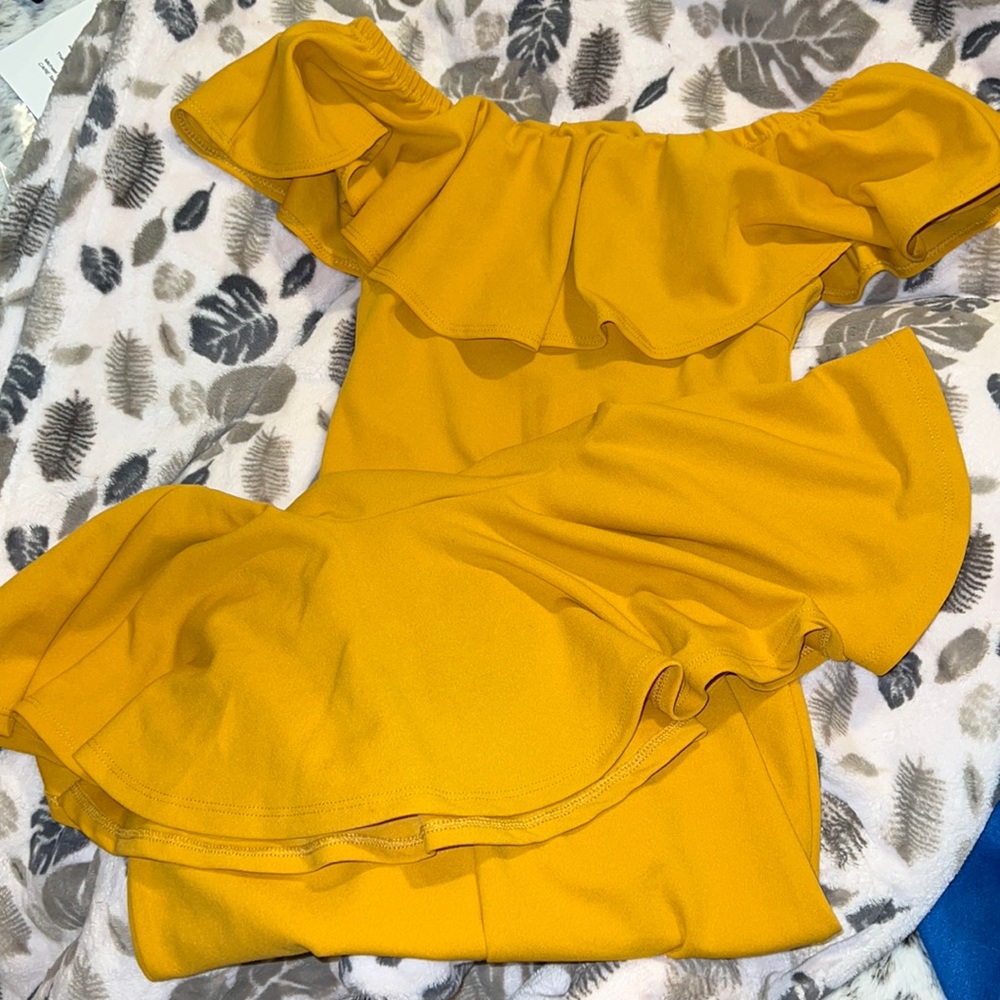 Mustard yellow midi dress